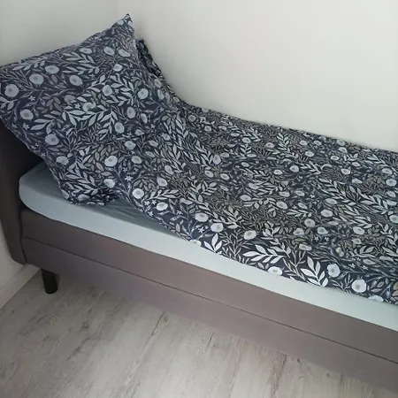 Quarto em Acomodações Particulares On Krzewna 8 *